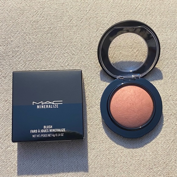 MAC Mineralize Blush NIB - Picture 1 of 2